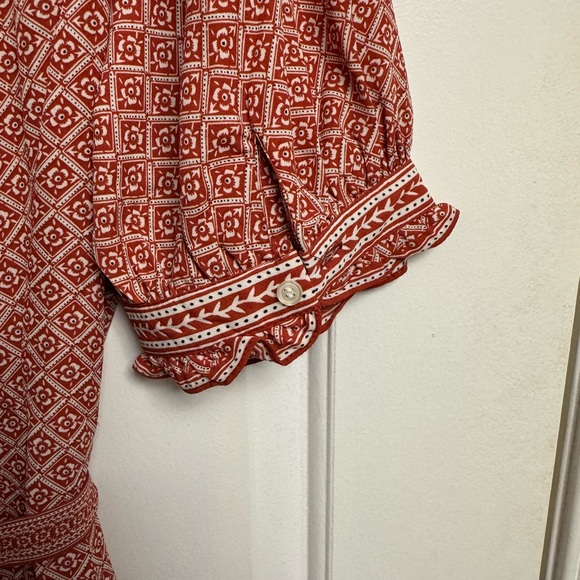 Long Red Patterned Dress with belt - Picture 4 of 4